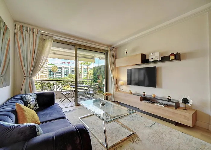 Ref 1434 - Croisette - Sea View For Rent Cannes