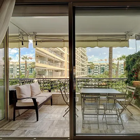 Ref 1434 - Croisette - Sea View For Rent Κάννες